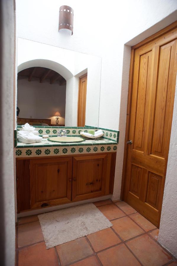 La Casona De Los Colibries El Pueblito  Zimmer foto